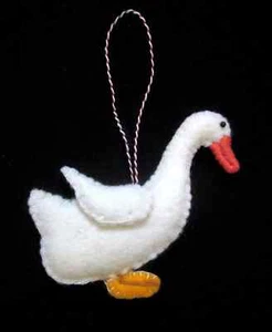 Handmade Embroidered Felt Hanging Christmas Ornament Goose 4" - Picture 1 of 5