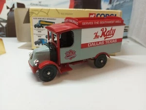 CORGI - MACK AC - M.K.T. 1:50 DALLAS TEXAS - 1:50 SCALE 50601 - Picture 1 of 6