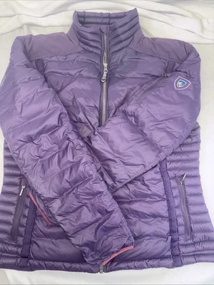 Chaqueta Kuhl Projekt Mujer Extra Grande Púrpura Aislada Plumón de Ganso Exterior Cremallera Foto 1 de 4