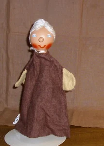 Muñeca de mano abuelo y abuela, OREFA, buen estado de uso, de liquidación de colección - Imagen 1 de 5