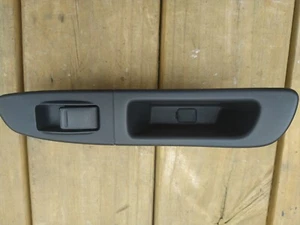 05-07 SUBARU IMPREZA RS WRX & STI REAR PASSENGER RIGHT WINDOW SWITCH & BEZEL - Picture 1 of 5