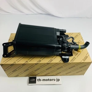 TOYOTA Genuine Lexus RX300 99-01 Charcoal Emission Canister Assy 77740-48041 - Picture 1 of 12