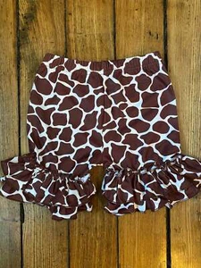 Giraffe Print Ruffle Shorts - Picture 1 of 1