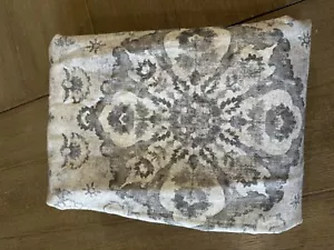 Pottery Barn Giovanna Linen Cotton Drape one 50x96 Charcoal gray medallion - Picture 1 of 3