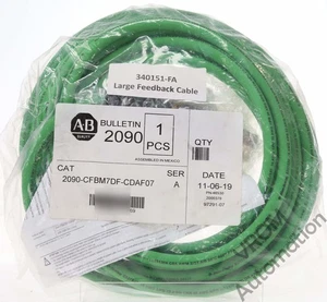 Überschuss versiegelt Allen Bradley 2090-CFBM7DF-CDAF07 A Servo Encoder Signal - Bild 1 von 5