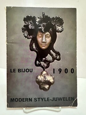 Le Bijou 1900 Modern Style-Juwelen-1965-French/Dutch - INSCRIBED BY MARC LALIQUE - Image 1 of 4