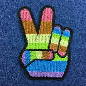 Arcoiris Two-Fingers Paz Signo 11cm x 8cm Parche Bordado - Plancha / para Coser - Imagen 1 de 3
