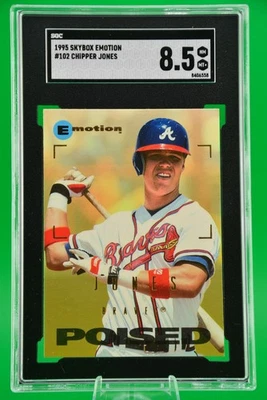 Skybox Emotion #102 Chipper Jones 1995 novato/RC Atlanta Braves Salón de la fama SGC 8,5 Foto 1 de 2