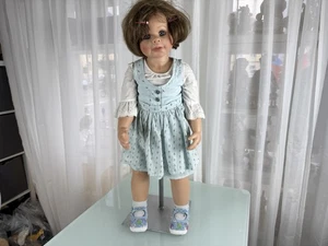 Künstlerpuppe Puppe Monika Peter Leicht Vinyl Puppe 85 cm. Top Zustand  - Picture 1 of 3