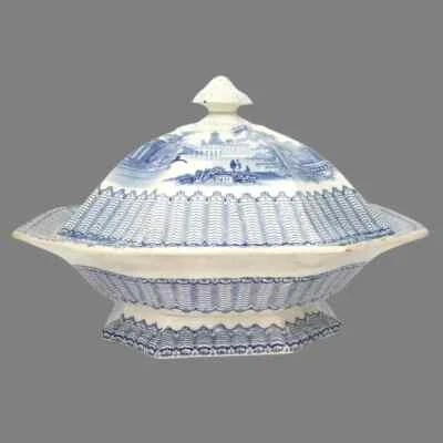 Antique Blue & White Octagonal Covered Serving Tureen CORINTH G. Phillips Englan - Image 1 of 4