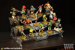 Acrylic Display Stand Riser for Amiibo 5 slots (3 different heights available) - Foto 1 di 6
