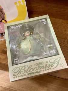 Pop Mart -  Mega Space Molly 100% Blooming- Orchid - Thailand Exclusive  - Picture 1 of 4