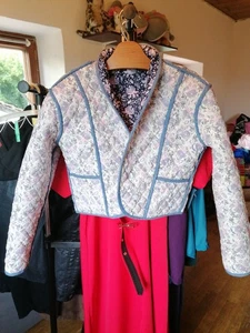 Mercer&Madison Unikat Gesteppte wende Jacke gr. XS /34 Bolero  - Bild 1 von 6