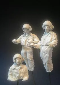 AC Models AE-35047 1/35 Israeli Centurion Tank Crew 1973 - Picture 1 of 1