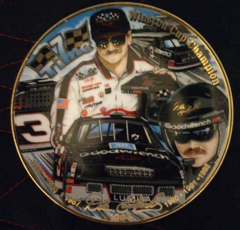 DALE EARNHARDT Mini Plate 1995 Hunter Manufactoring Winston Cup Champion Cover