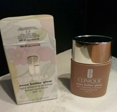 Clinique “DEEP NEUTRAL” WN94 (M) maquiagem refletora brilho ainda melhor 1 oz/30 ml nova na caixa - Imagem 1 de 4