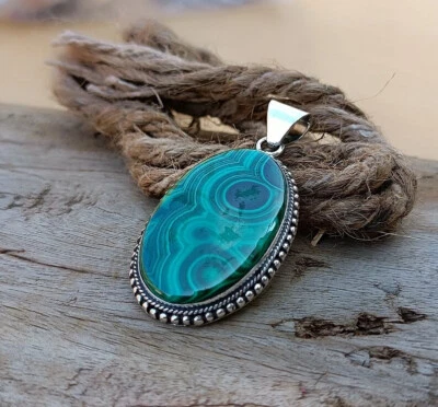 Stupefacente Malachite Gemma 925 Argento Sterling Fatto a Mano Ciondolo S-39 - Immagine 1 di 4