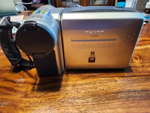 Sharp VL-E680U 64x zoom Camcorder with accessories and Tripod - Picture 1 of 5