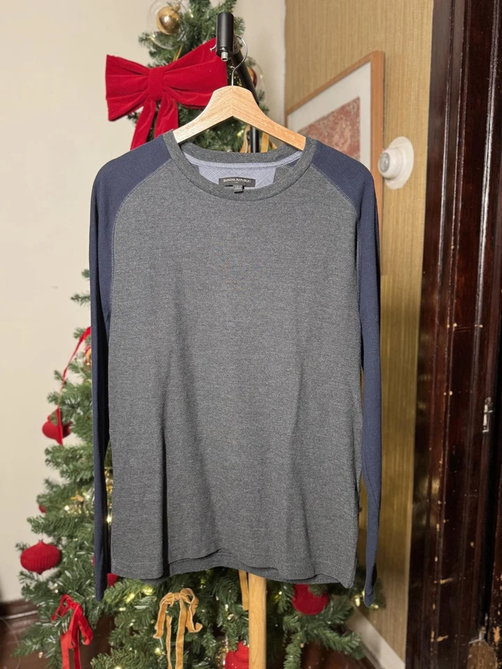 Camiseta raglán manga larga para hombre, gris y azul marino Foto 1 de 4