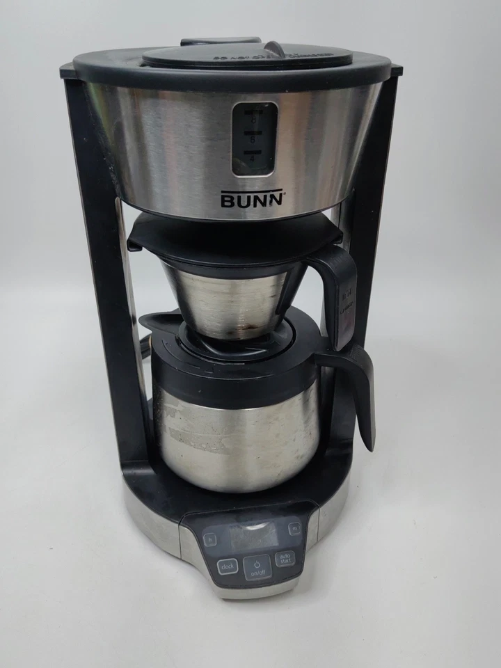 BUNN HG 8-CUP  PHASE BREW STAINLESS STEEL COFFEE MAKER WITH CARAFE - Image 1 of 4