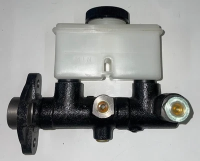 Clutch Master Cylinder - FA18-43-400 / 072-8108 - For Mazda RX-7 1981-1983 - Image 1 of 4
