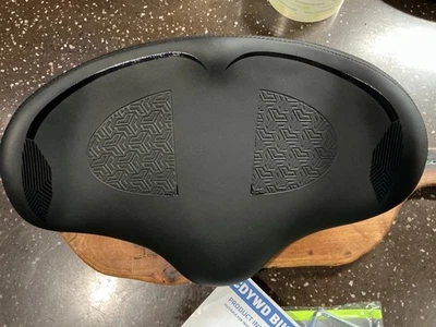 Noseless Oversized Bike Seat for Men Women Comfort, Extra Wide Padded Bicycle... - Image 1 of 4