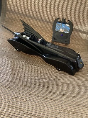 Corgi BATMOBILE BMBV1 S04 2000 1:18 - Image 1 of 4