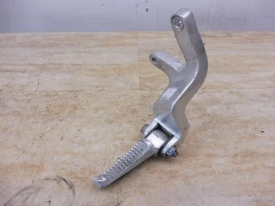 97 Yamaha YZF1000R YZF 1000 Thunder Ace Y642' левая сторона задний пассажирский ножной колышек - Изображение 1 из 4