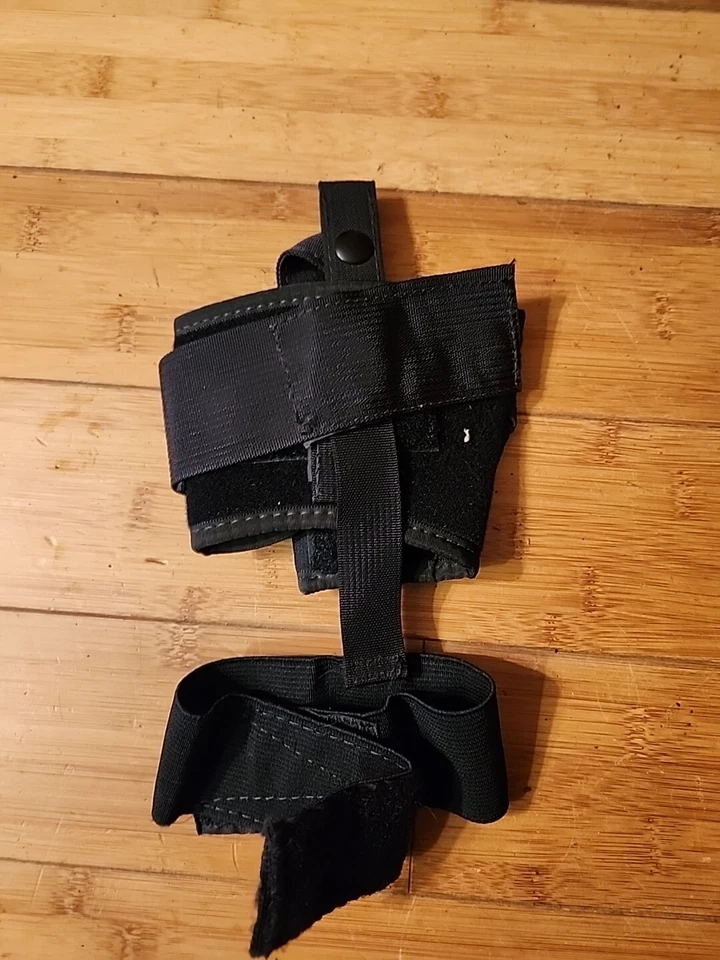 Uncle Mike’s Sidekick Ankle Holster Size 0 & Garter Complete - Image 1 of 4