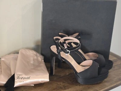 Sandalias de vestir Naturalizer Pnina Tornai Ai plataforma de tela negra talla 9,5  Foto 1 de 4