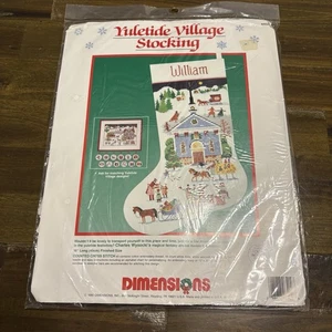 Medias de Navidad Dimensions Yuletide Village 1990 Kit de punto de cruz Wysocki - Imagen 1 de 3
