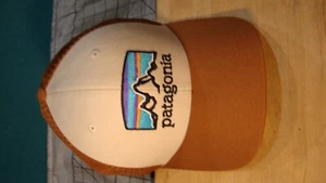 Patagonia Hombre Red Plus -Bureo RN51884 Malla y Algodón Muy Buen Estado - Imagen 1 de 8