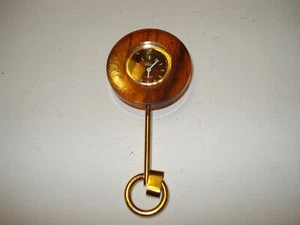 VERY RARE HIGH END VINTAGE ROYAL DYNASTY BAKELITE 17 JEWELS PIN POCKET WATCH - Picture 1 of 7