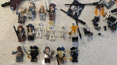 LEGO Пираты Карибского моря Черная жемчужина + Летучий голландец с минифигурками и парусами - Изображение 1 из 4