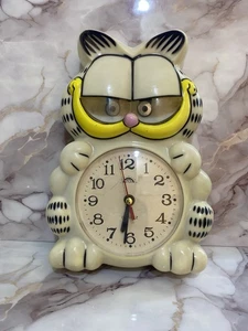 Vintage Garfield ETLD Quartz Wanduhr, bewegliche Augen und Schwanz *BITTE LESEN* - Bild 1 von 18