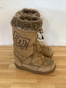 Vintage Women’s DC Chalet Suede Boots Faux Fur Chestnut Brown Size 9 Y2K - Picture 1 of 6