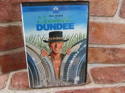 Crocodile Dundee (DVD, 1986) Widescreen - Image 1 of 4