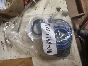 Rotary Glp30 Scissor Lift Ram P1 Seal Kit - Picture 1 of 1