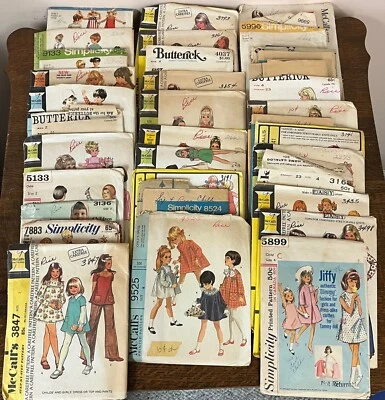 Lot of 37 Sewing Patterns Butterick McCalls Simplicity Advance Jiffy Sz 2-5 - Image 1 of 4