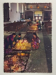 Guatemala C. A. Interior of St. Tomas Church (Catholic and Pagan) Postcard A-2 - Bild 1 von 2