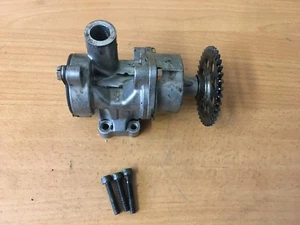 Suzuki GSX600F 1998 GSX 600F Bomba de Aceite Del Motor - Imagen 1 de 1