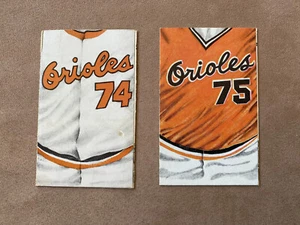 MLB Lotto 2 Dif BALTIMORE ORIOLES Programma 1974 1975 Baseball OLIO CORONA - Foto 1 di 2