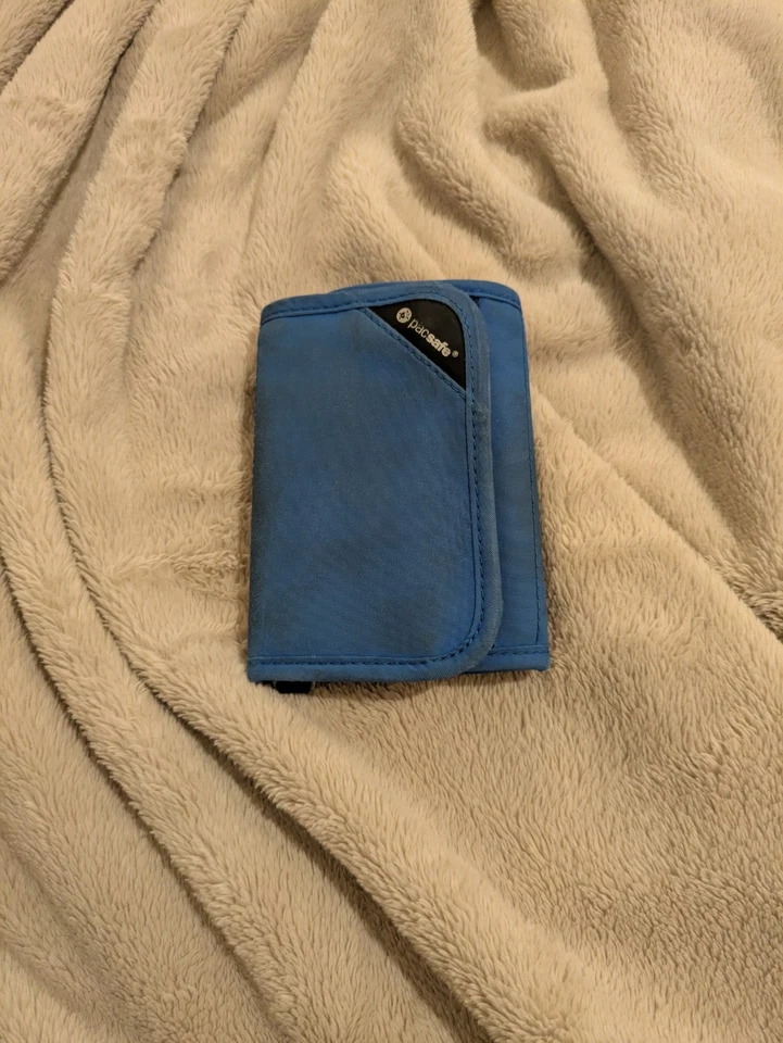 PacSafe RFID Blocking Wallet - Image 1 of 4