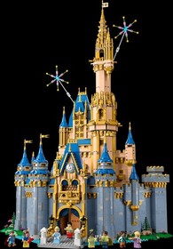 LEGO Disney:  Disney Cinderella Castle 43222 New & Unopened-Retired set