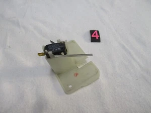 Vintage GE Washer Dryer Lid Switch 175D2357 Bracket V7-2B37E9C4-048 Rare Switch - Picture 1 of 8
