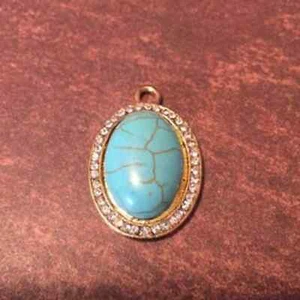 10 pcs blue turquoise howlite gold plated rhinestone pendants - Picture 1 of 2