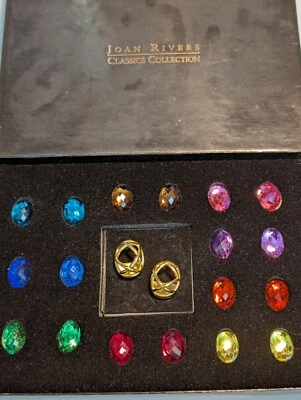 Joan Rivers ~**PENDIENTES PERFORADOS INTERCAMBIABLES**~9 Colores~TONO DORADO~ Respaldos Omega Foto 1 de 4
