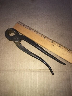 Vintage Ullbrick 7” farrier hoof nippers ! Look ! - Image 1 of 4