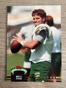 1992 Topps Stadium Club ~ BRETT FAVRE ~ RC (Green Bay Packers) 