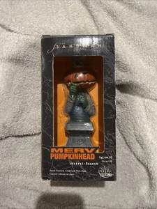 2003 DC COMICS THE SANDMAN MERV PUMPKINHEAD CIGAR SMOKING JANITOR MINI-BUST MIB - Picture 1 of 3